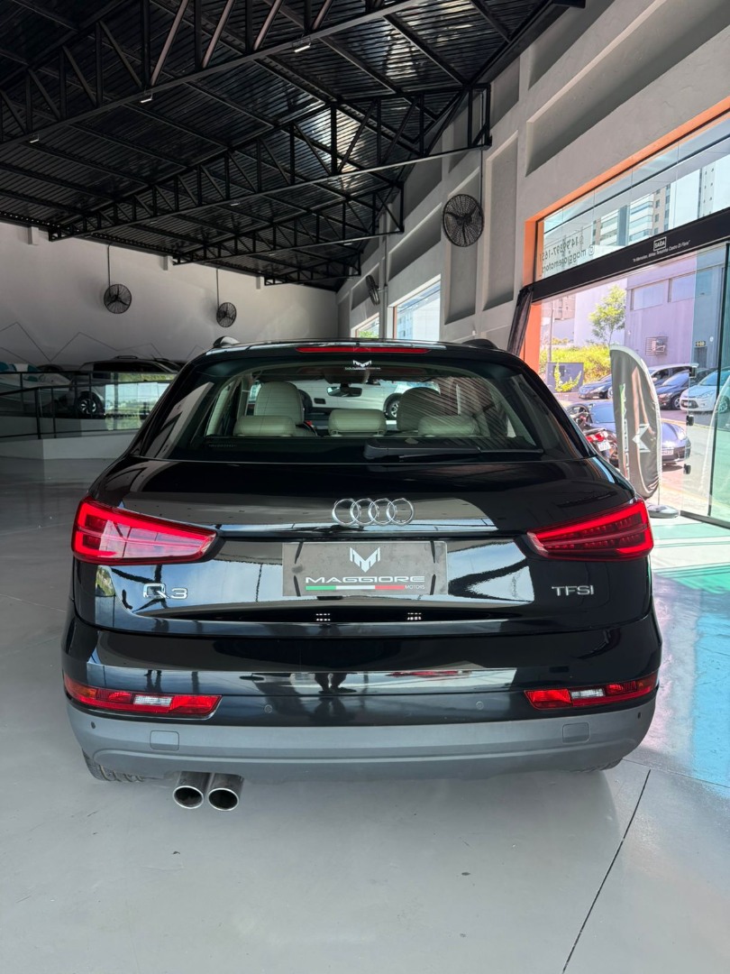 AUDI Q3 1.4 4P 35 TFSI BLACK S-TRONIC AUTOMÁTICO