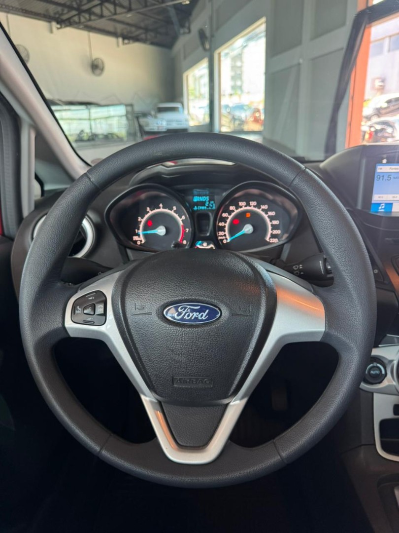 FORD Fiesta Hatch 1.6 16V 4P SE FLEX AUTOMÁTICO