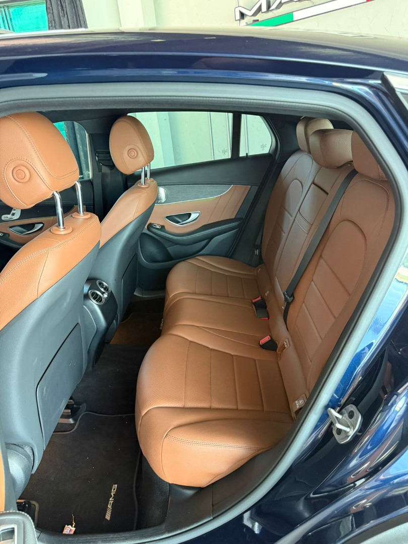 MERCEDES-BENZ GLC 300 2.0 16V 4P CGI 4MATIC 9G-TRONIC TURBO AUTOMÁTICO