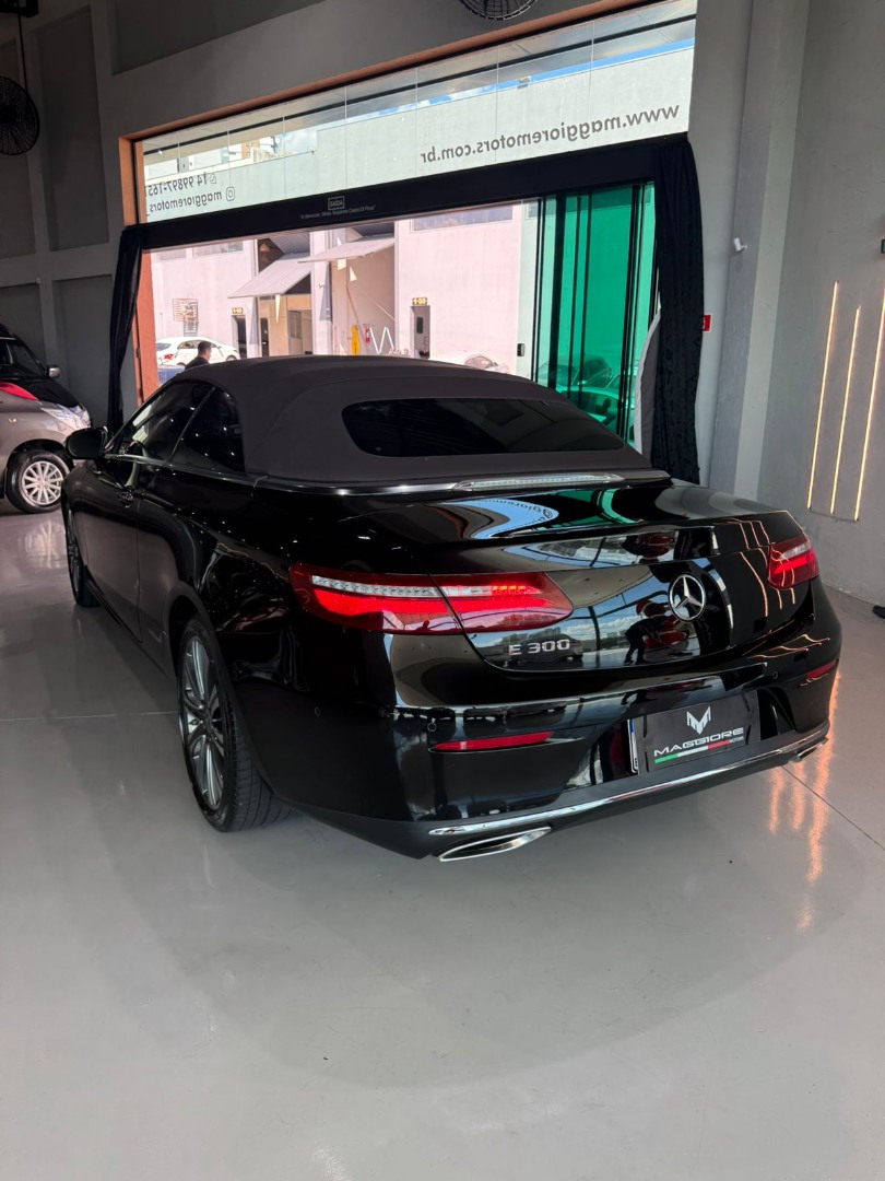 MERCEDES-BENZ E 300 Cabriolet 2.0 16V 9G-TRONIC AUTOMÁTICO