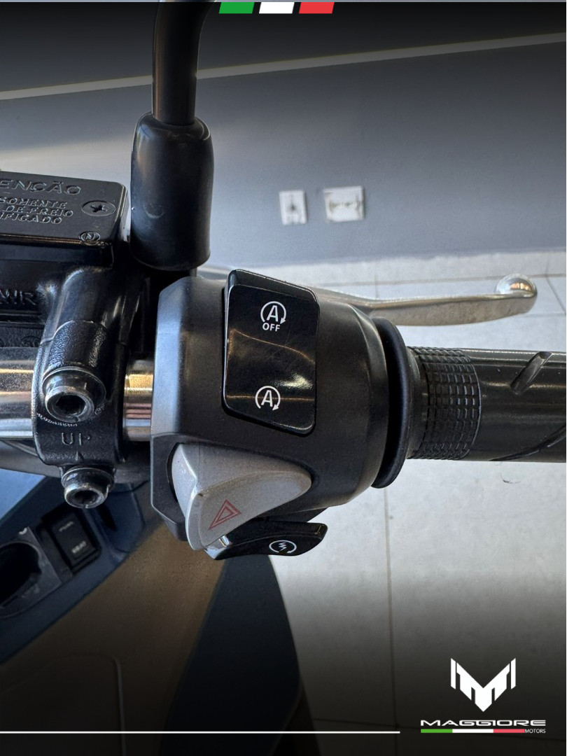PCX 160 DLX ABS