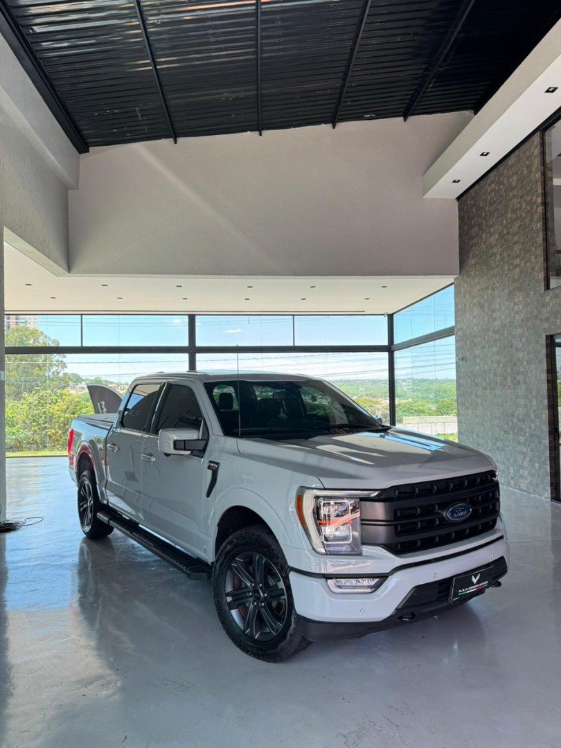 FORD F-150 5.4 V8 24V LARIAT 4X4 CABINE DUPLA AUTOMÁTICO