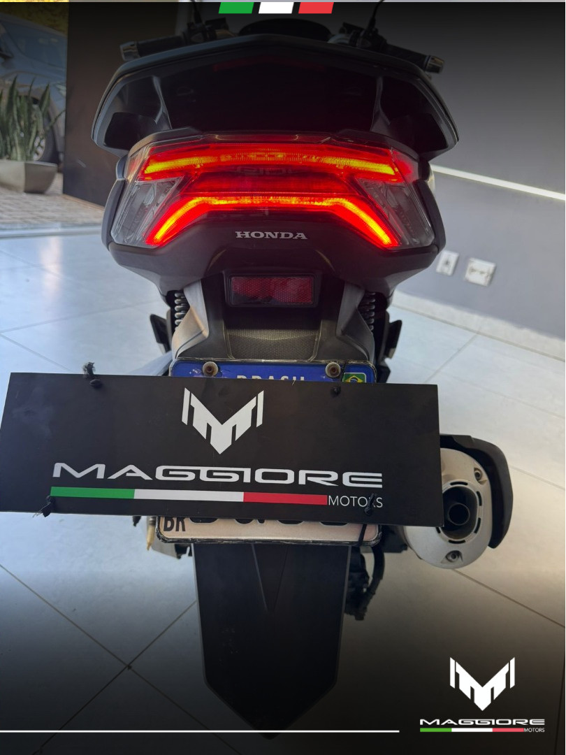PCX 160 DLX ABS