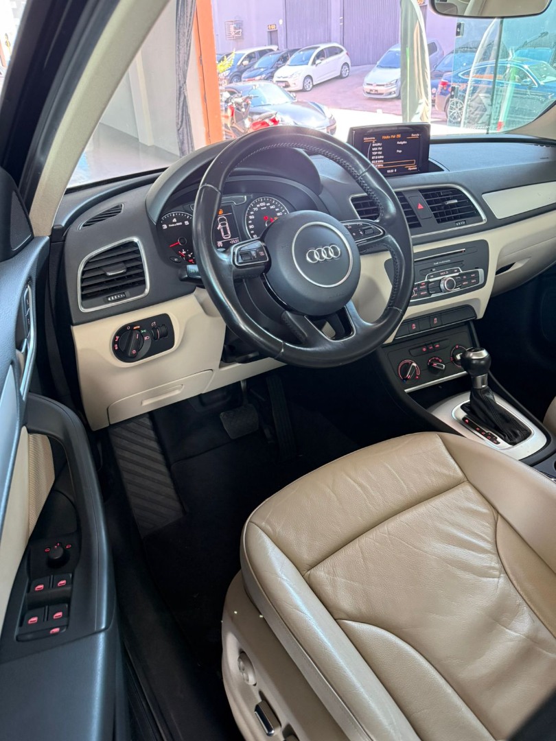 AUDI Q3 1.4 4P 35 TFSI BLACK S-TRONIC AUTOMÁTICO