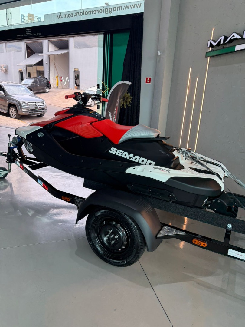 SEA DOO Spark Trixx 900 N/D