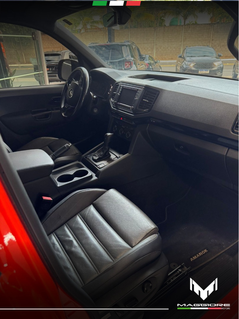 Amarok 3.0 V6 CABINE DUPLA HIGHLINE 4X4 TURBO INTERCOOLER AUTOMÁTICO