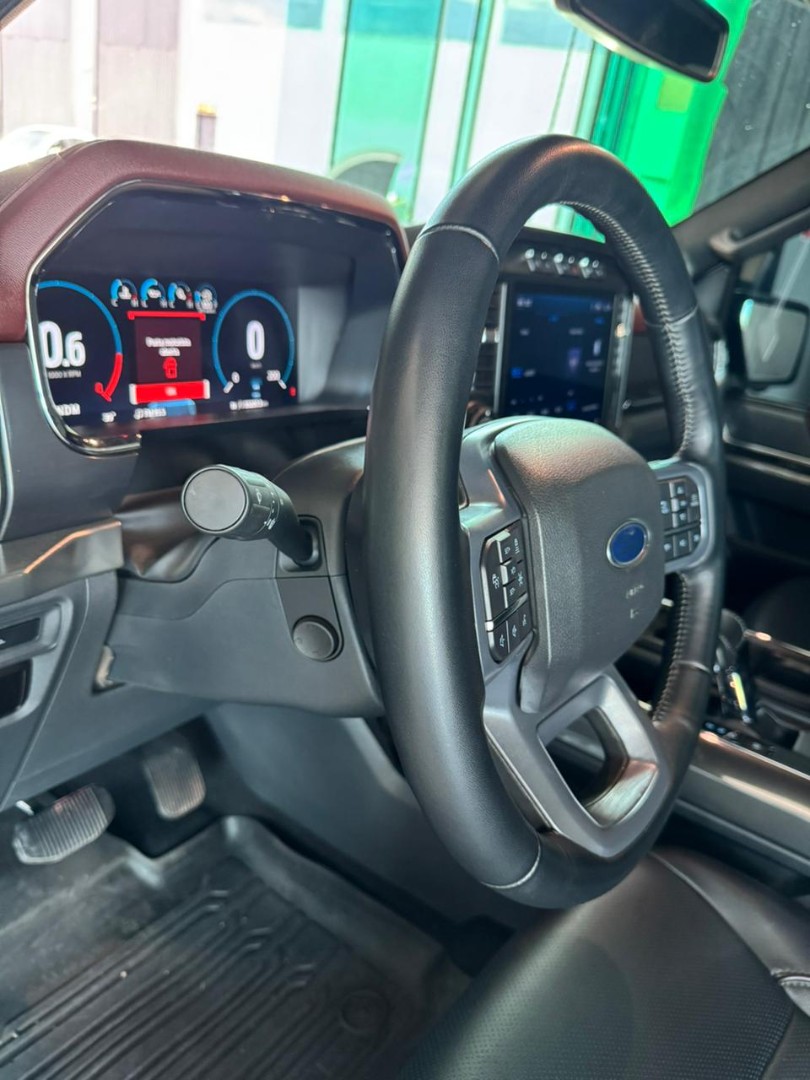 FORD F-150 5.4 V8 24V LARIAT 4X4 CABINE DUPLA AUTOMÁTICO