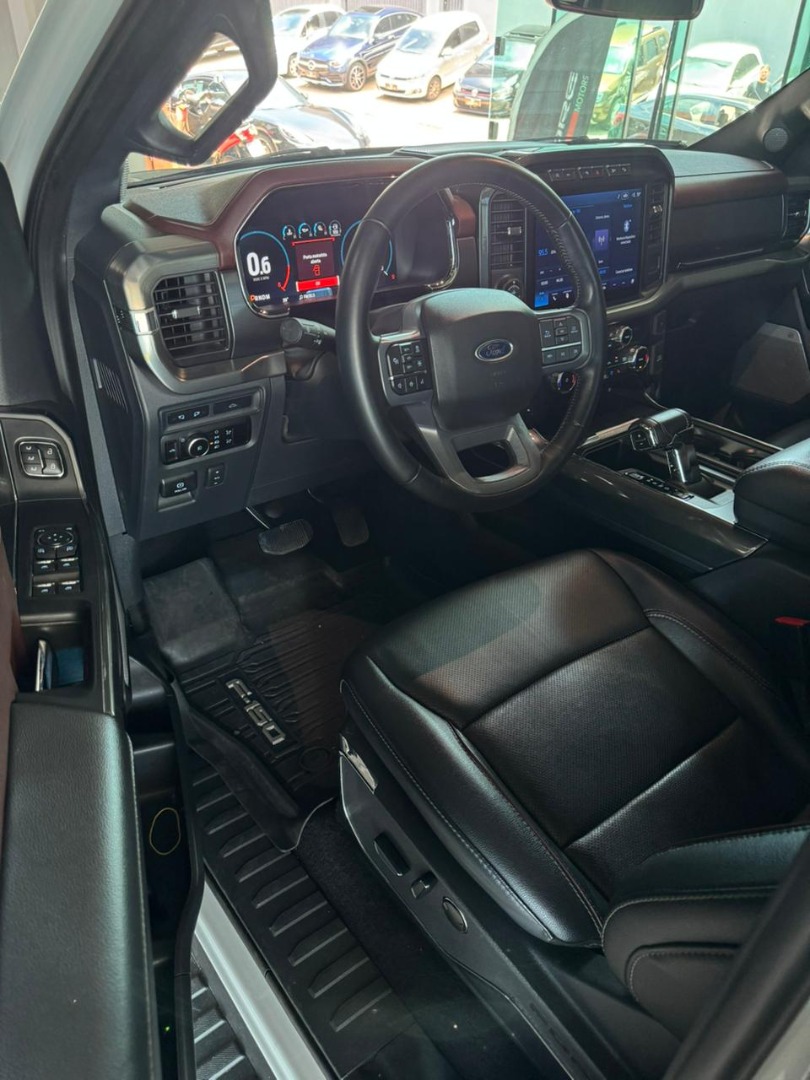 FORD F-150 5.4 V8 24V LARIAT 4X4 CABINE DUPLA AUTOMÁTICO