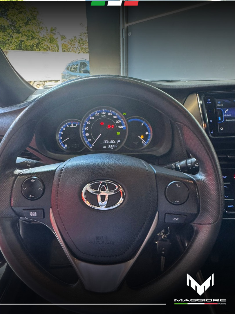 Yaris Hatch 1.5 16V 4P FLEX XL MULTIDRIVE AUTOMÁTICO CVT