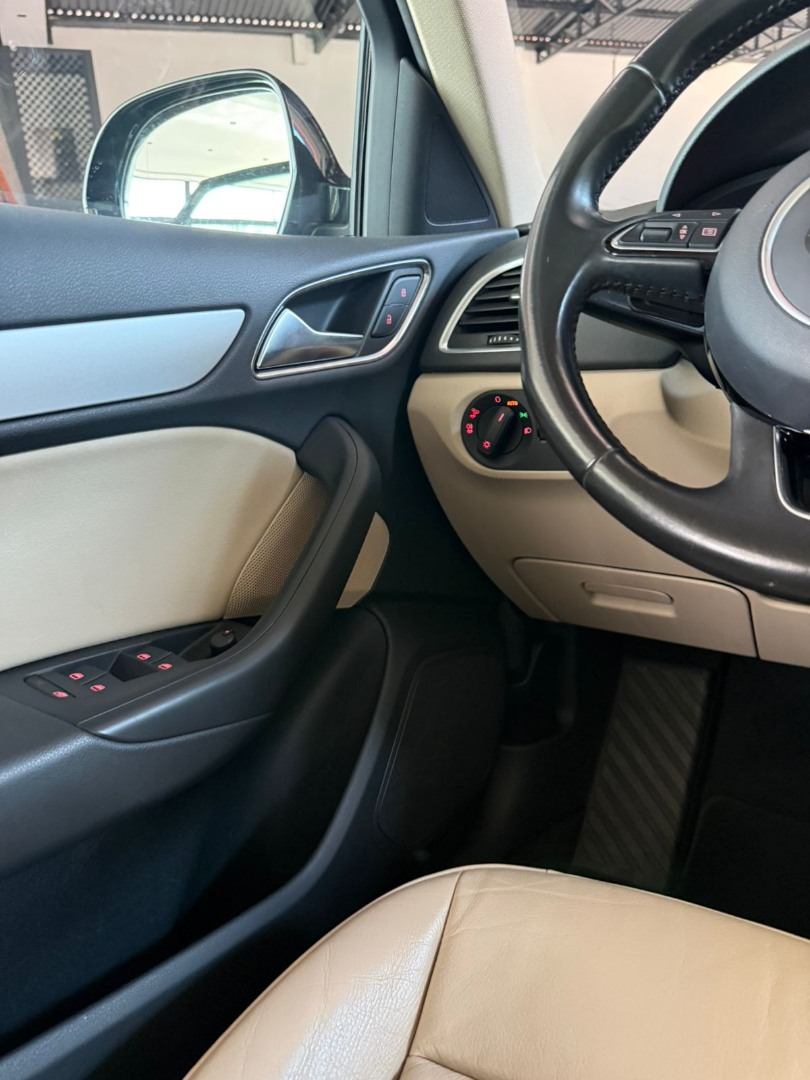 AUDI Q3 1.4 4P 35 TFSI BLACK S-TRONIC AUTOMÁTICO