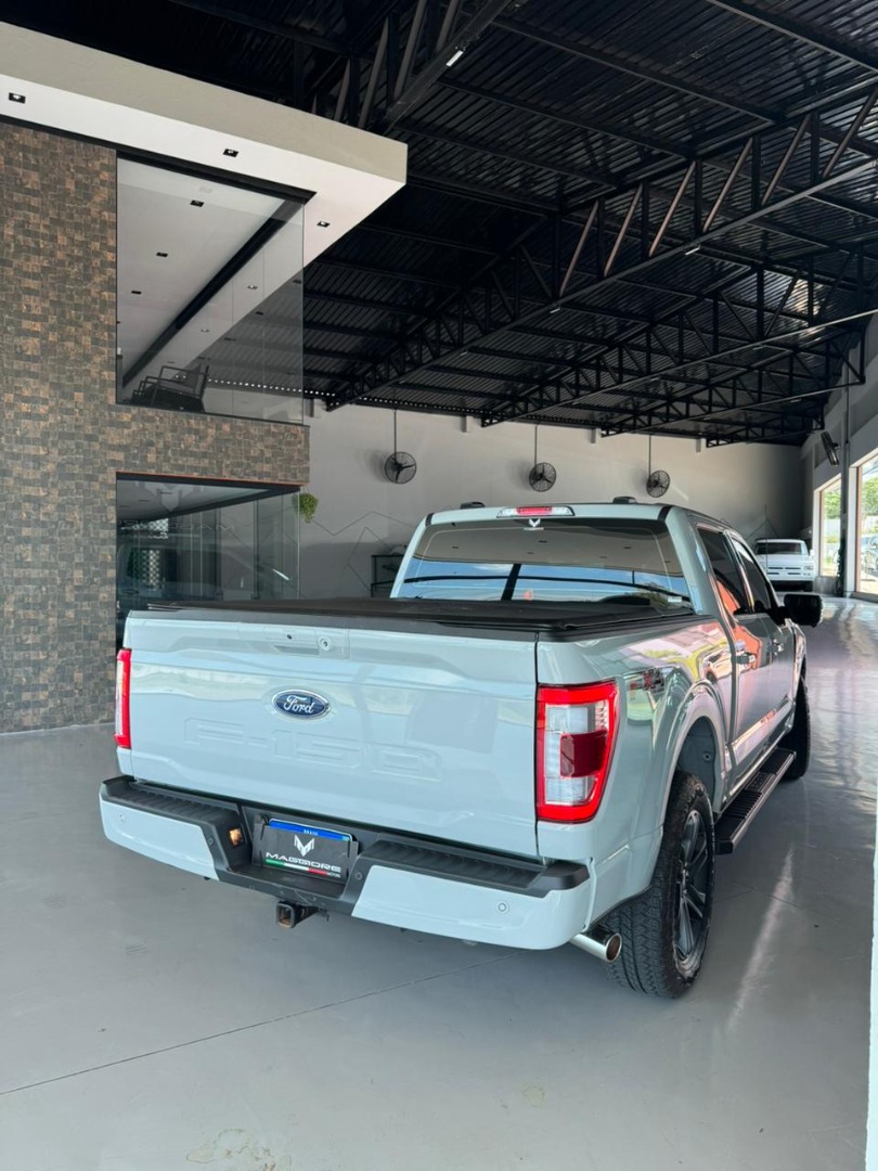 FORD F-150 5.4 V8 24V LARIAT 4X4 CABINE DUPLA AUTOMÁTICO
