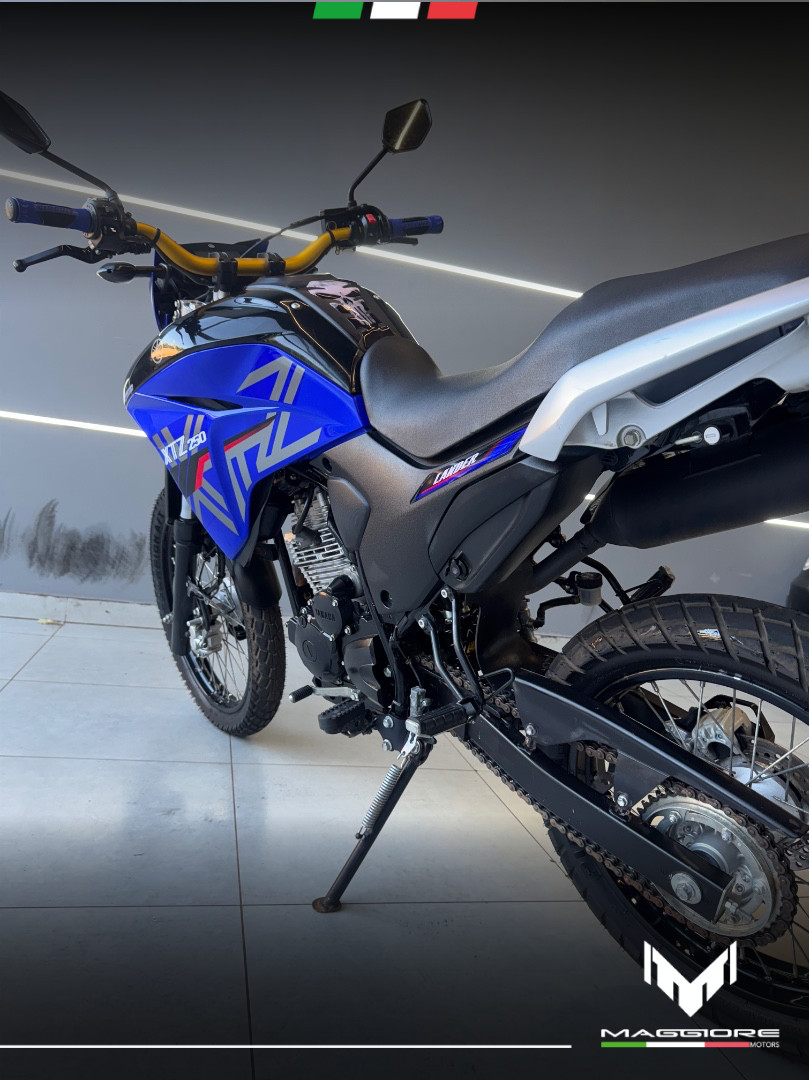 XTZ 250 LANDER