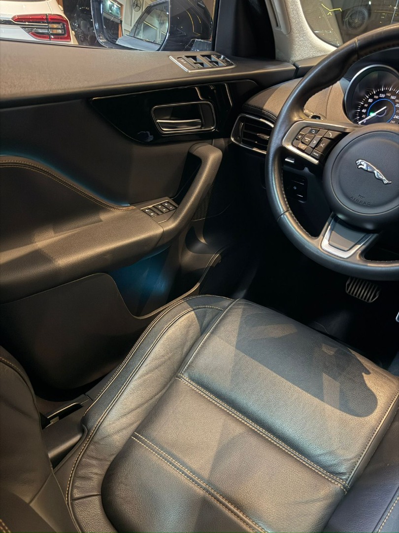 JAGUAR F-Pace 2.0 16V 4P PRESTIGE AWD TURBO DIESEL AUTOMÁTICO