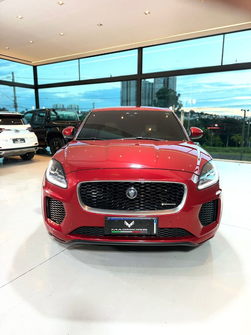 JAGUAR E-Pace 2.0 16V 4P P300 R-DYNAMIC SE AWD TURBO AUTOMÁTICO