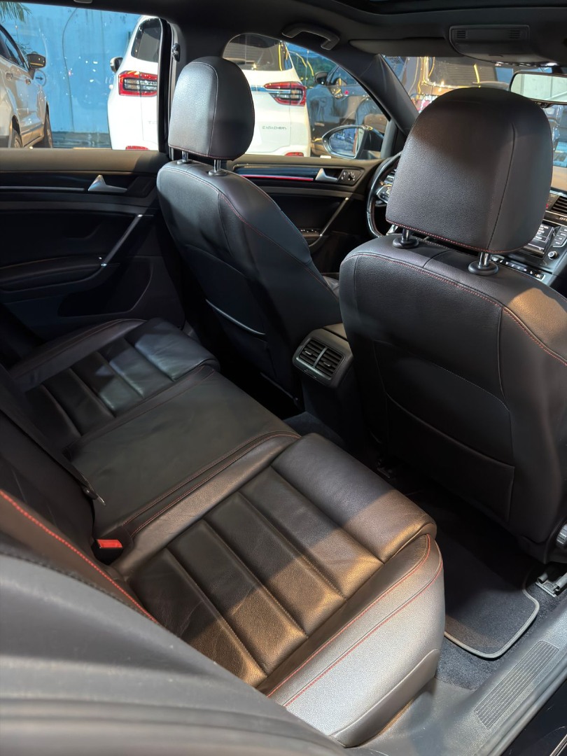 VOLKSWAGEN Golf 2.0 TSI GTI TURBO AUTOMÁTICO