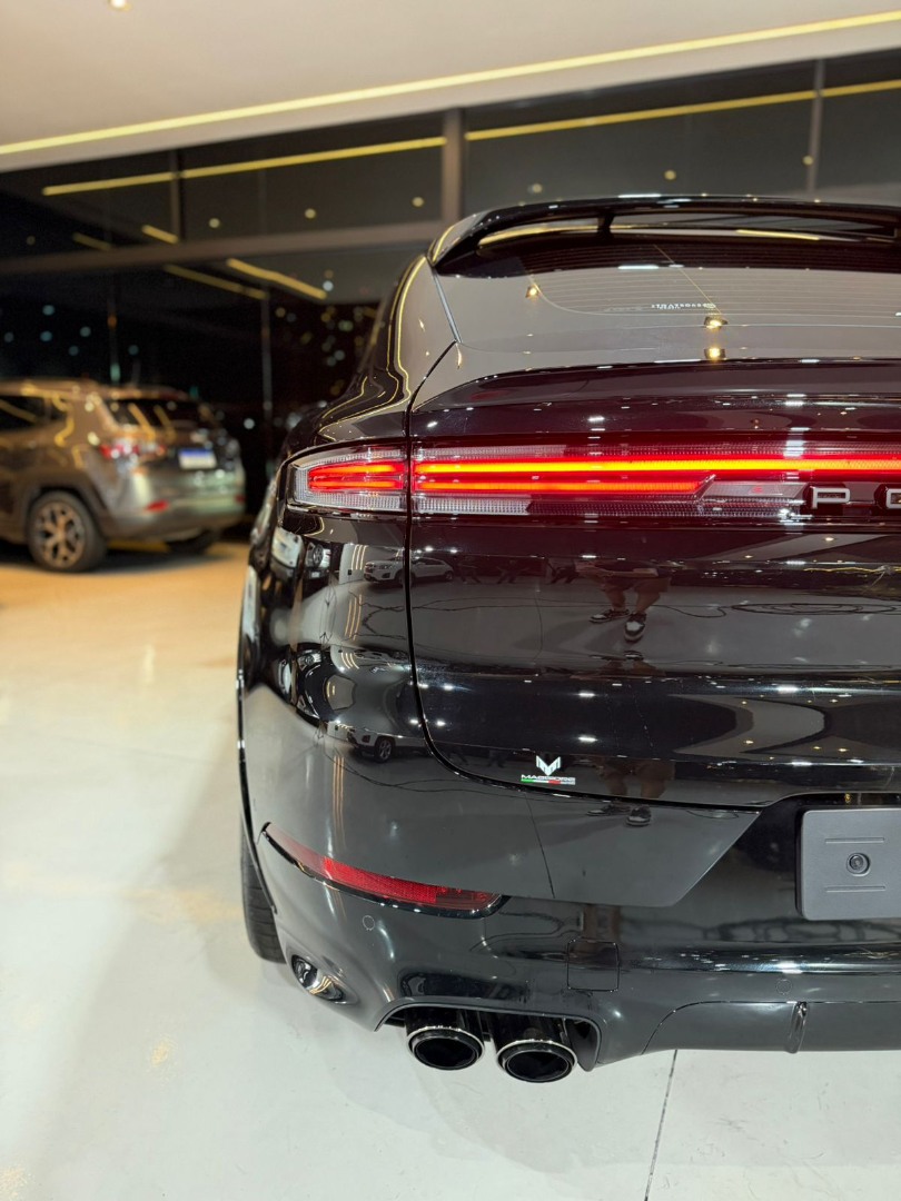 PORSCHE Cayenne 4.0 32V V8 4P GTS COUPÉ S AWD TIPTRONIC AUTOMÁTICO