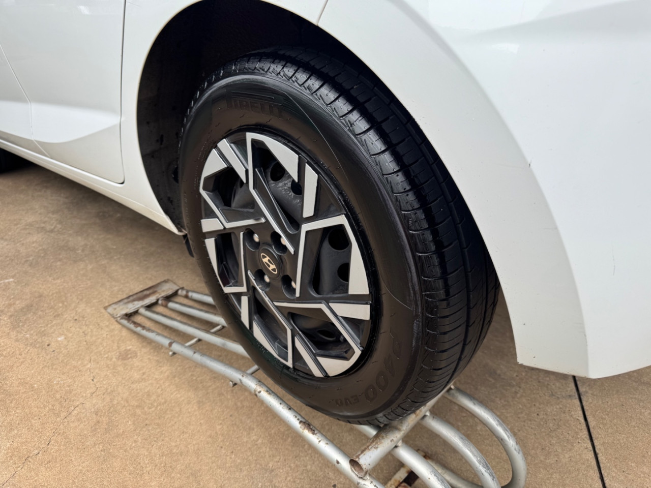 HYUNDAI HB 20 Hatch 1.0 12V 4P FLEX SENSE