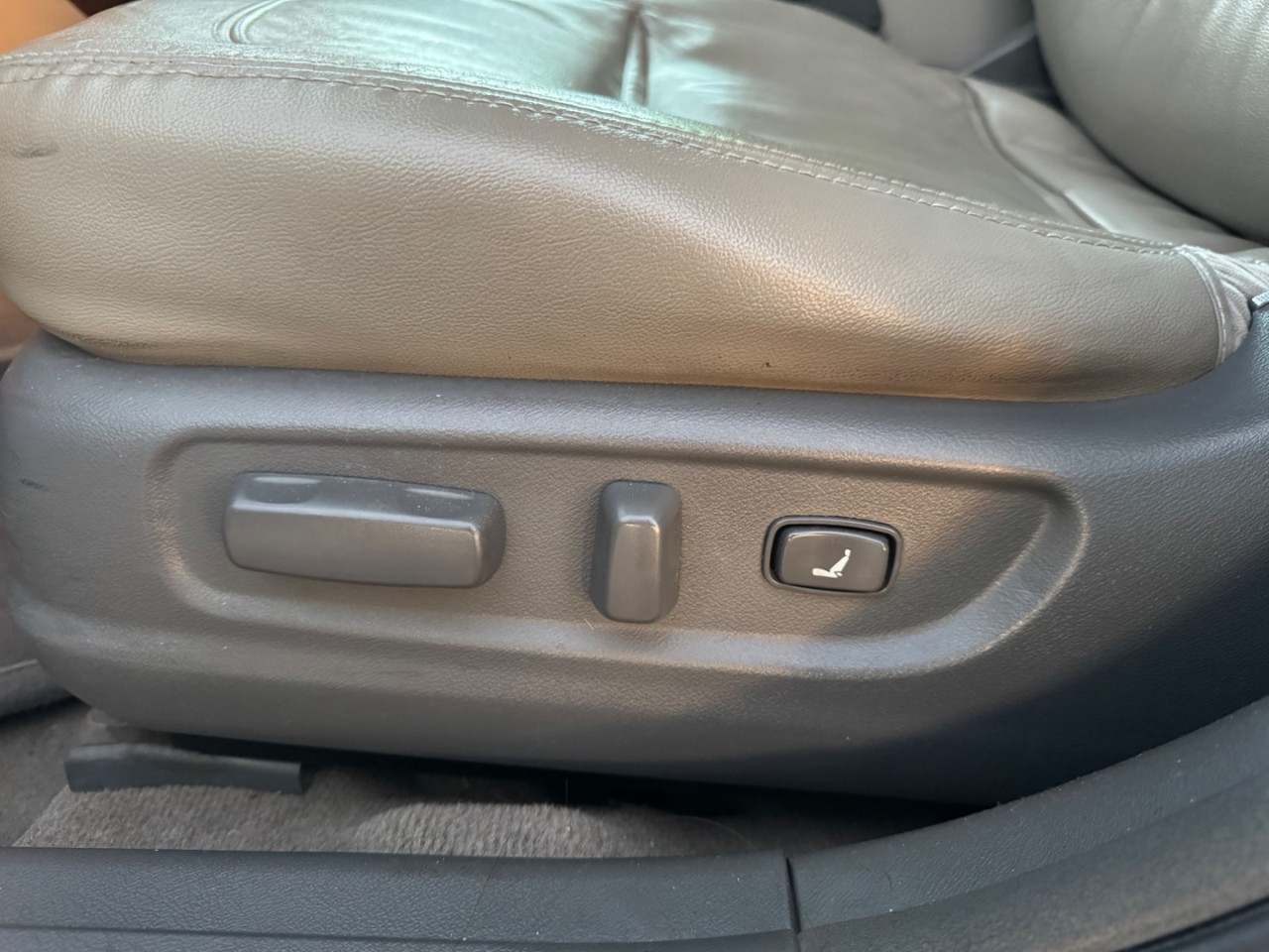 Azera 3.3 V6 24V GLS AUTOMÁTICO