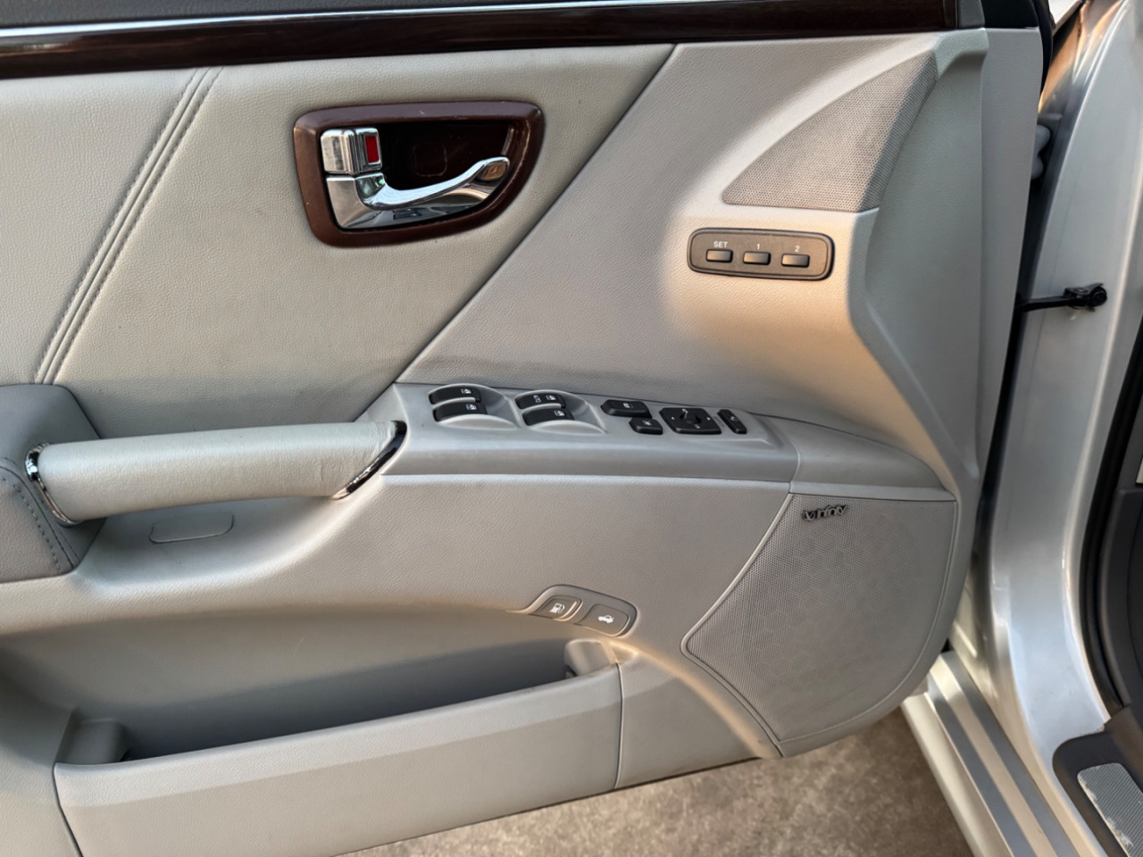 Azera 3.3 V6 24V GLS AUTOMÁTICO