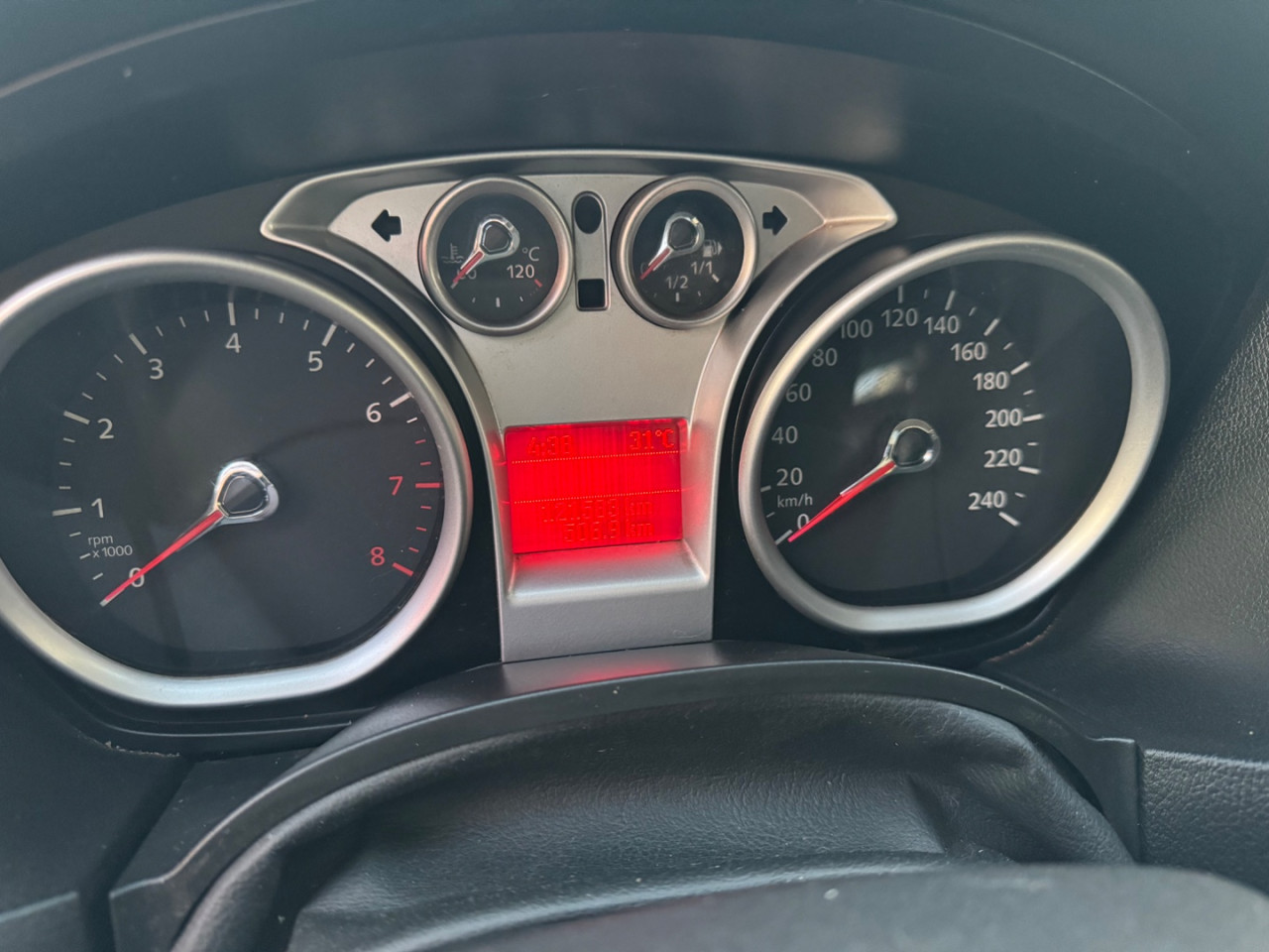 Focus Hatch 1.6 4P GLX