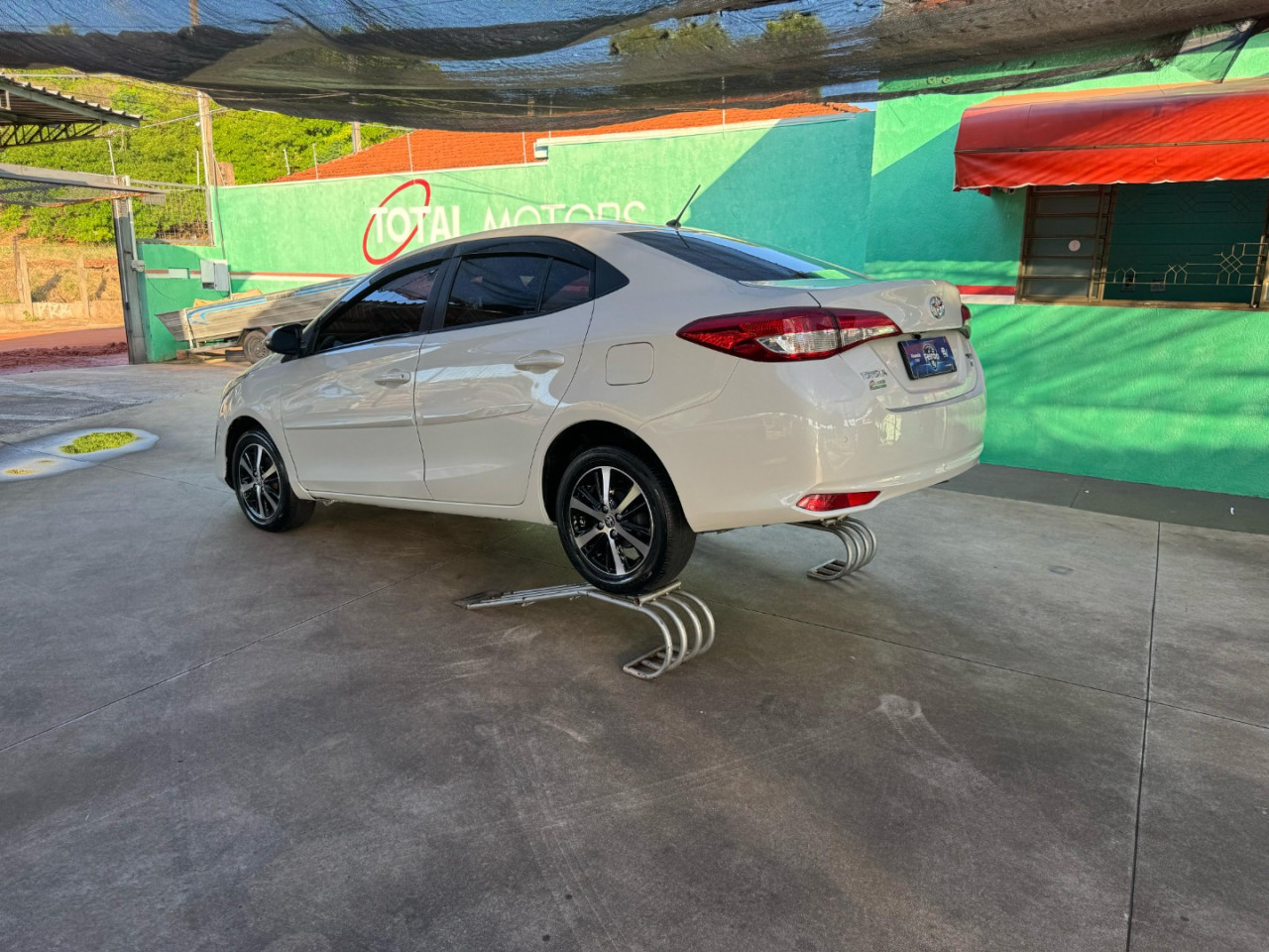 Yaris Sedan 1.5 16V 4P FLEX XL