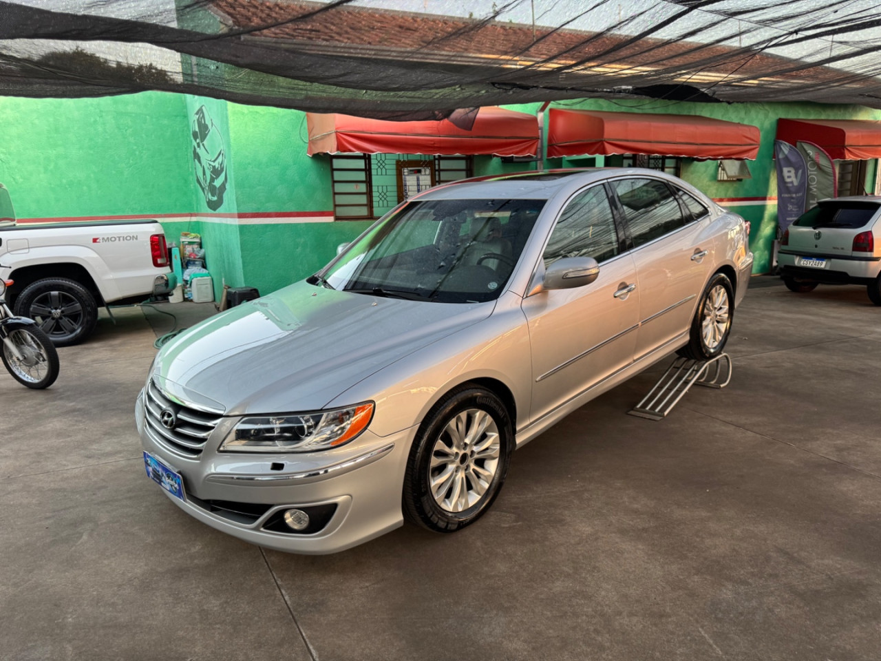 Azera 3.3 V6 24V GLS AUTOMÁTICO