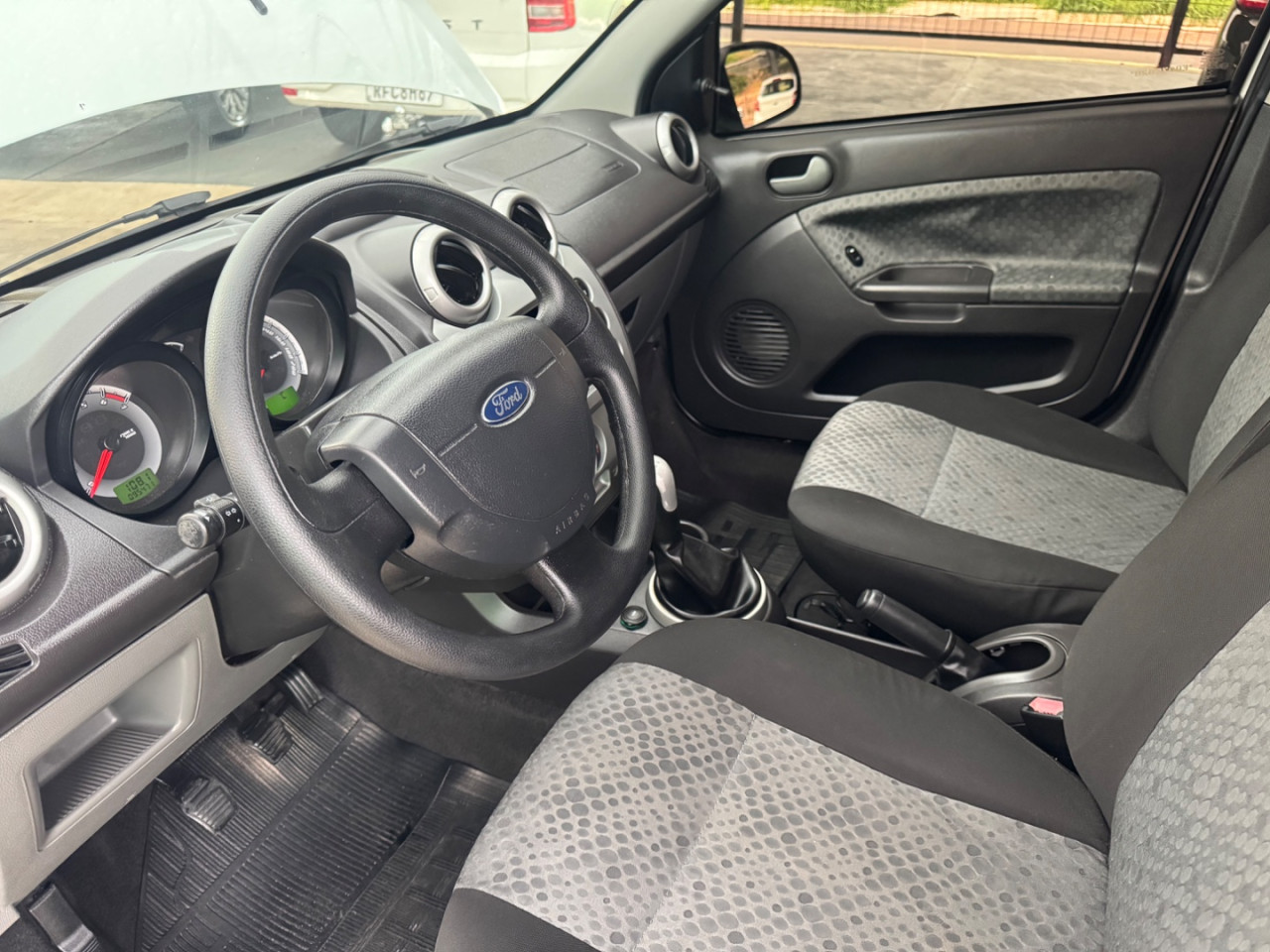 FORD Fiesta Hatch 1.6 4P SE FLEX