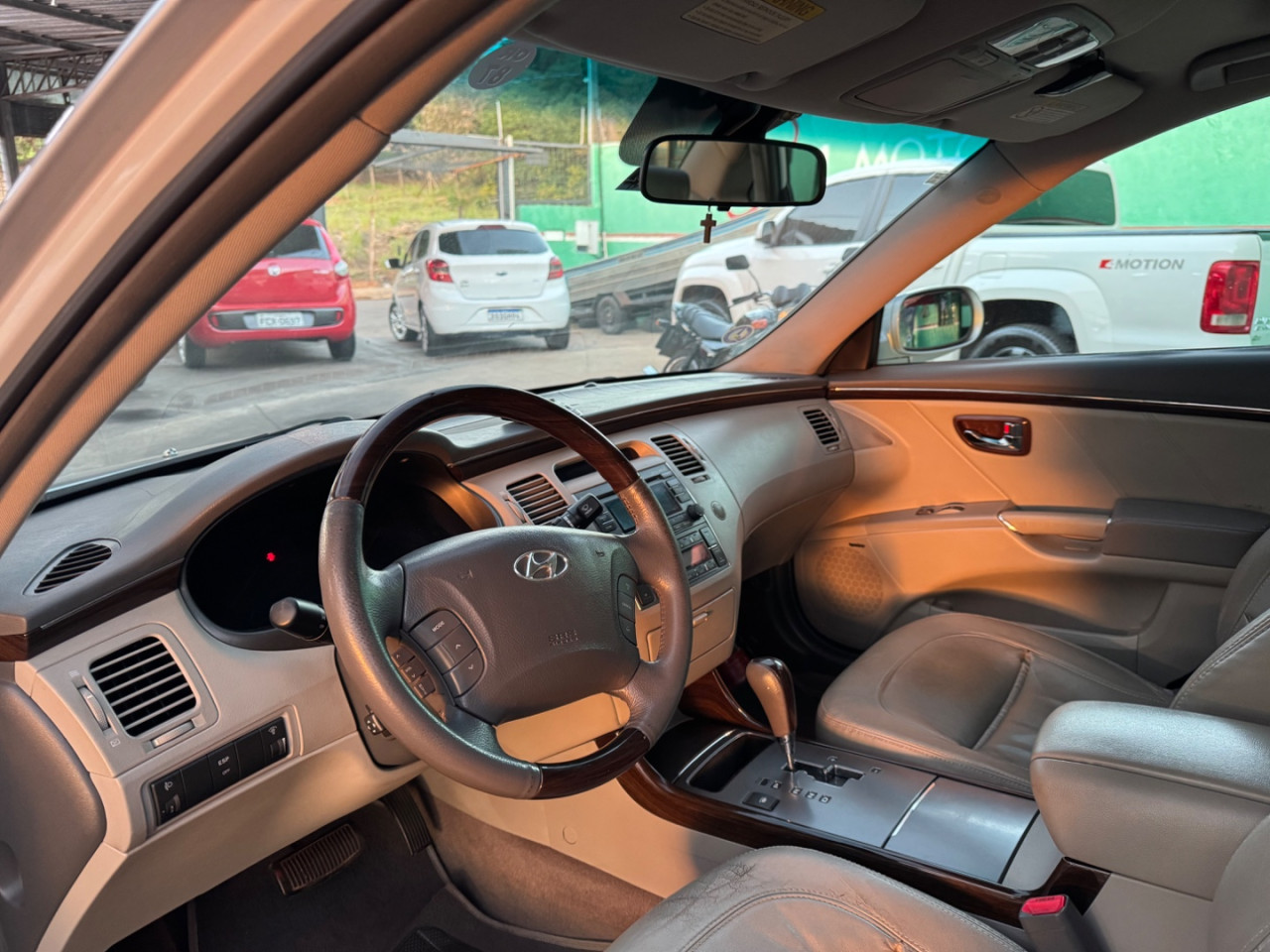 Azera 3.3 V6 24V GLS AUTOMÁTICO