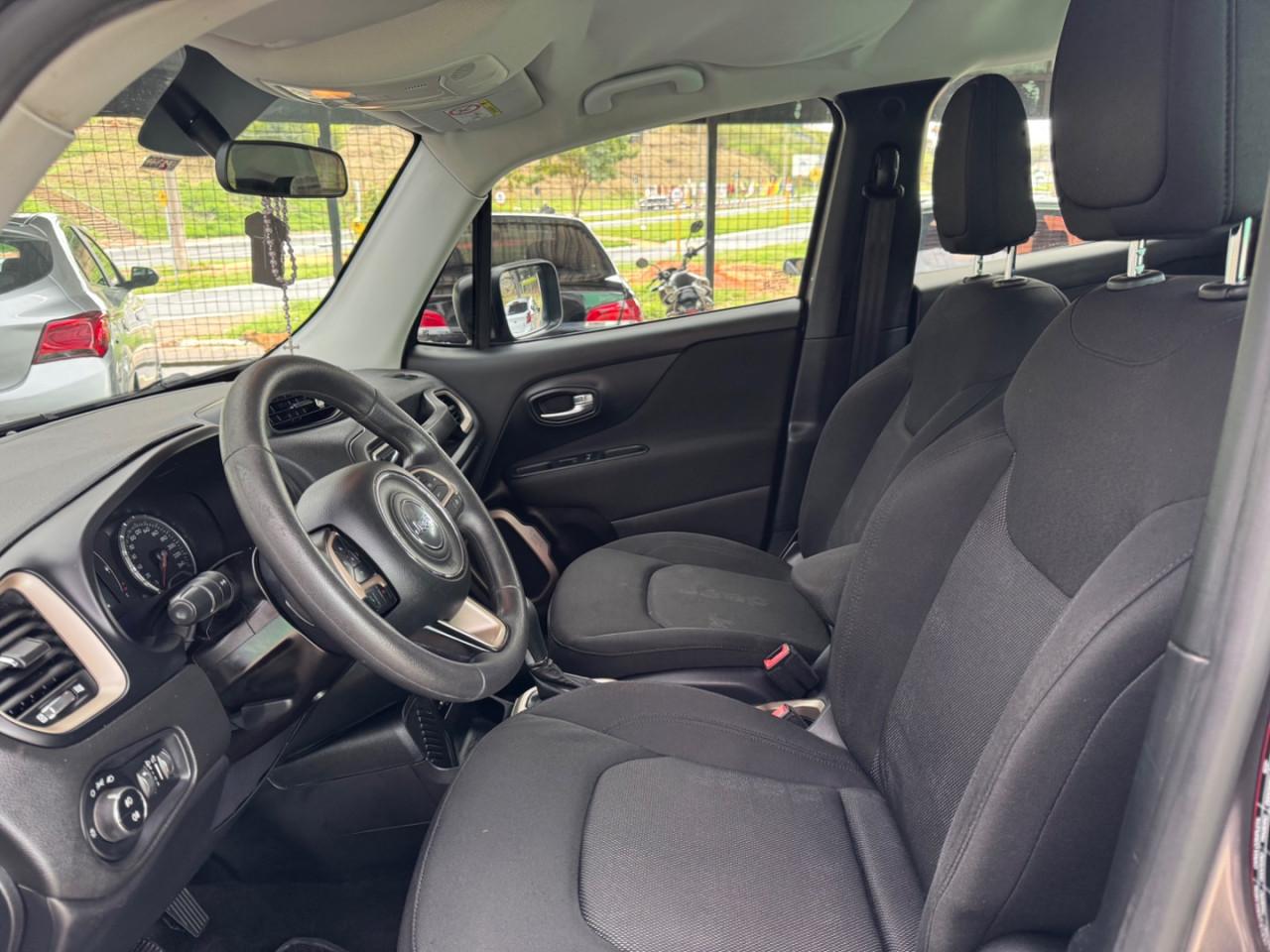 Renegade 1.8 16V 4P FLEX SPORT AUTOMÁTICO