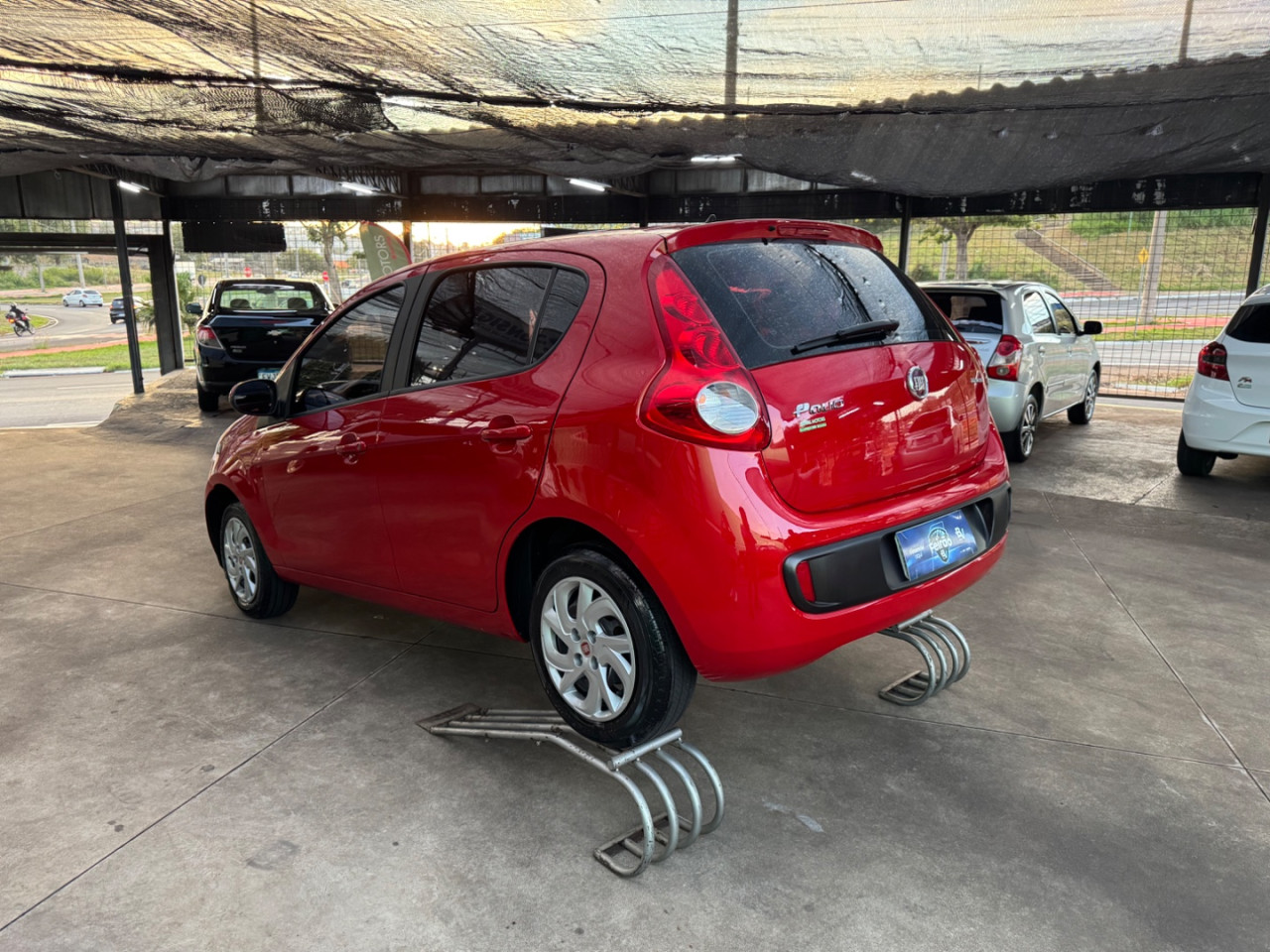 Palio 1.0 4P FLEX ATTRACTIVE