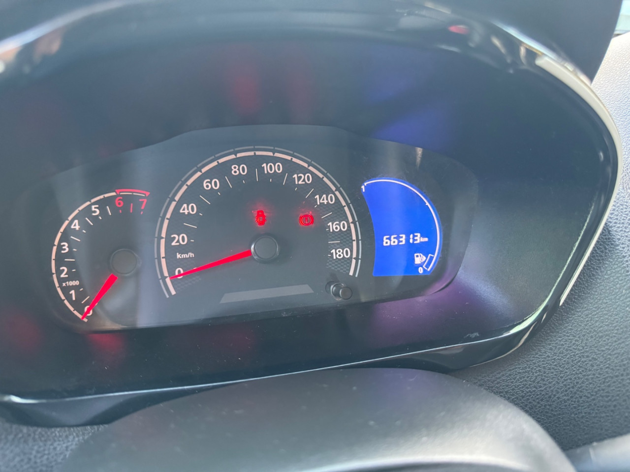 RENAULT Kwid 1.0 12V 4P SCE FLEX INTENSE