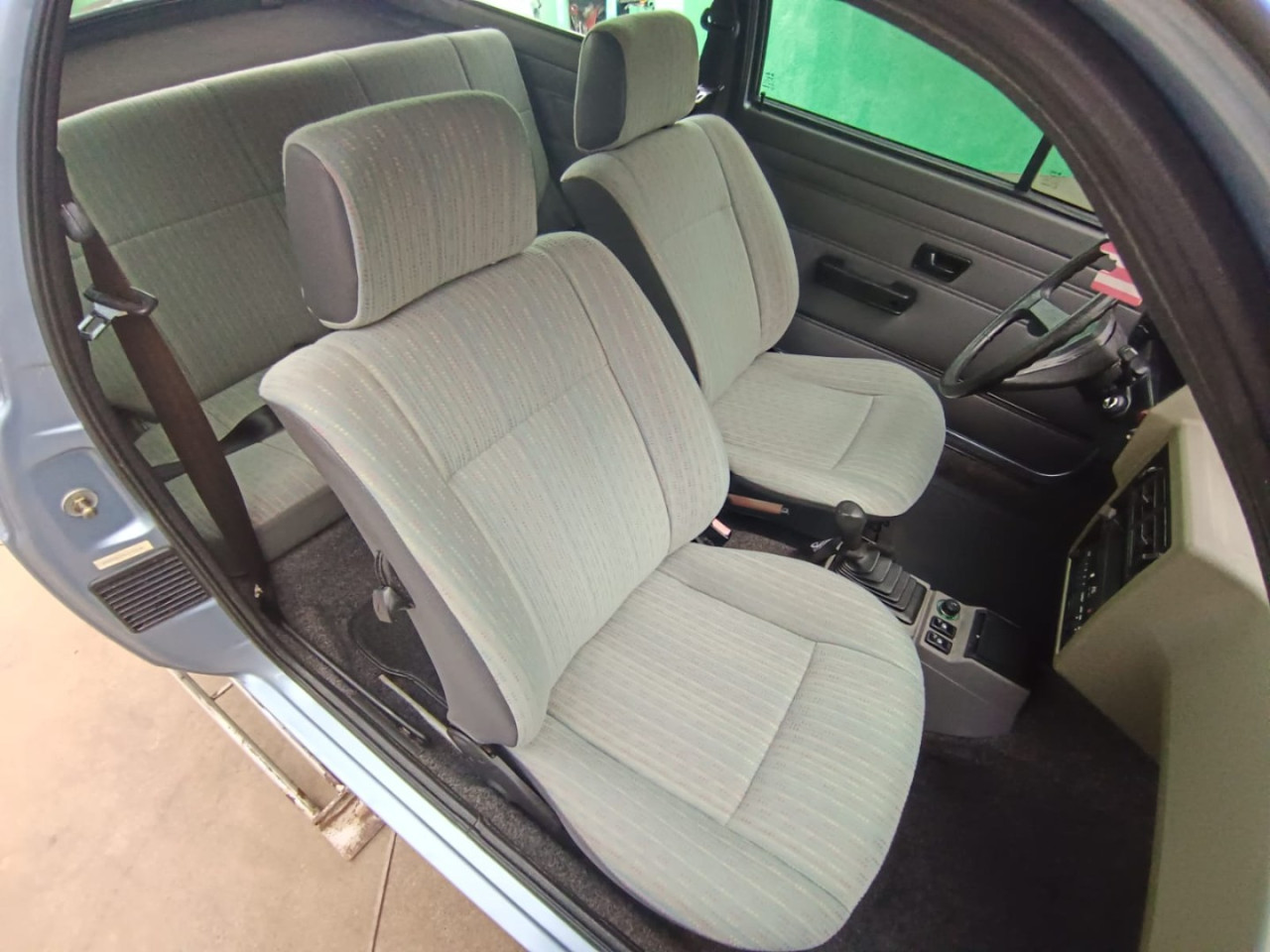 VOLKSWAGEN Gol 1.0 MI