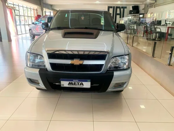 S10 2.4 MPFI ADVANTAGE 4X2 CS 8V