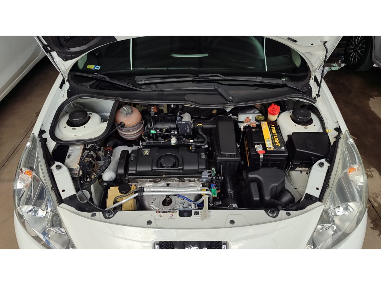 207 Hatch 1.4 4P XR FLEX