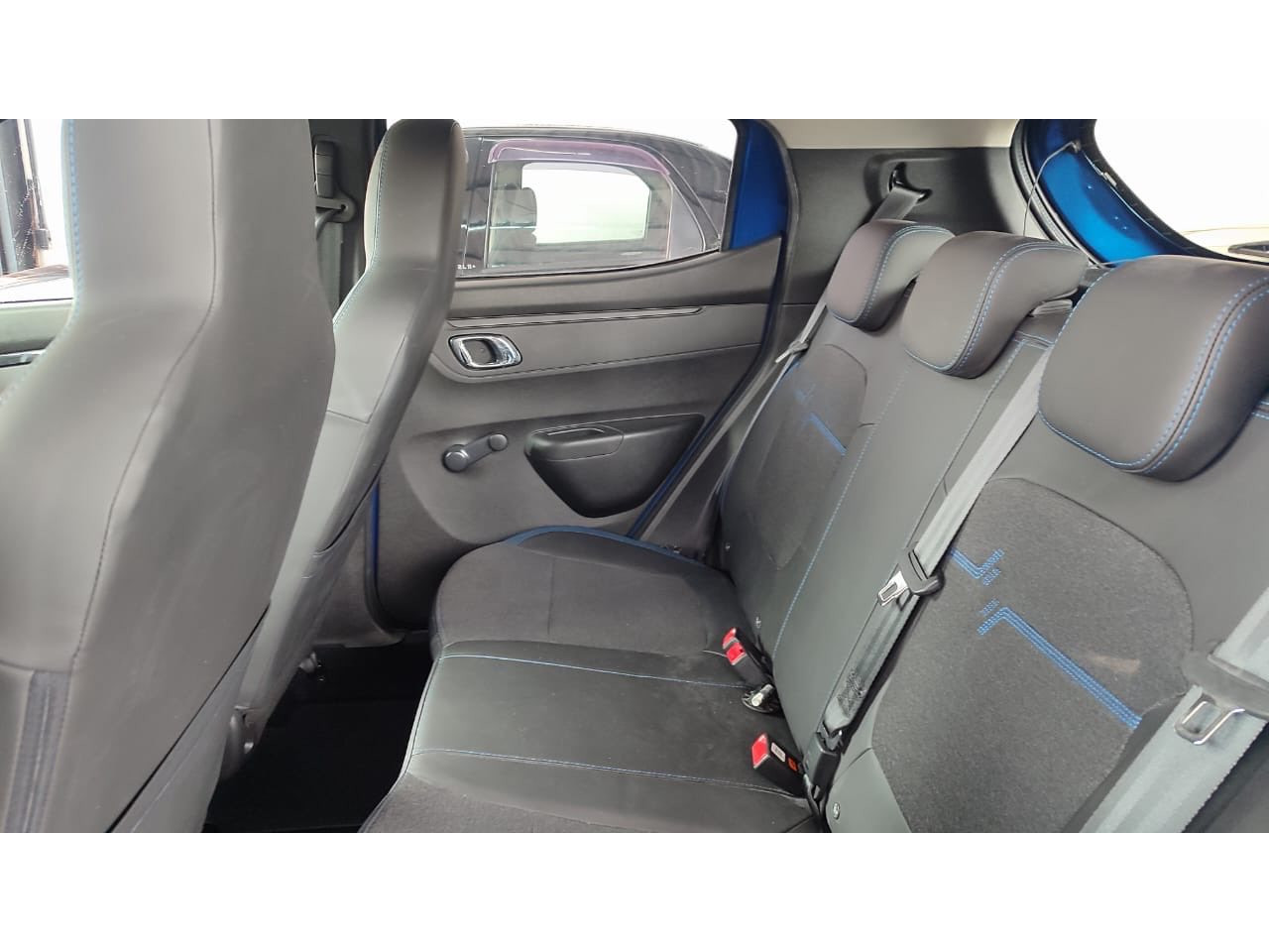 Kwid 1.0 12V 4P SCE FLEX INTENSE