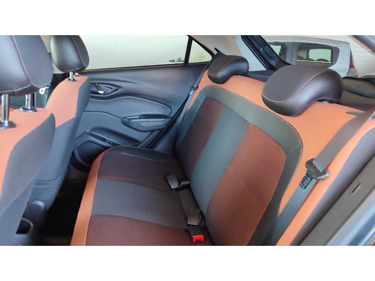 Onix Hatch 1.4 4P FLEX ACTIVE AUTOMÁTICO