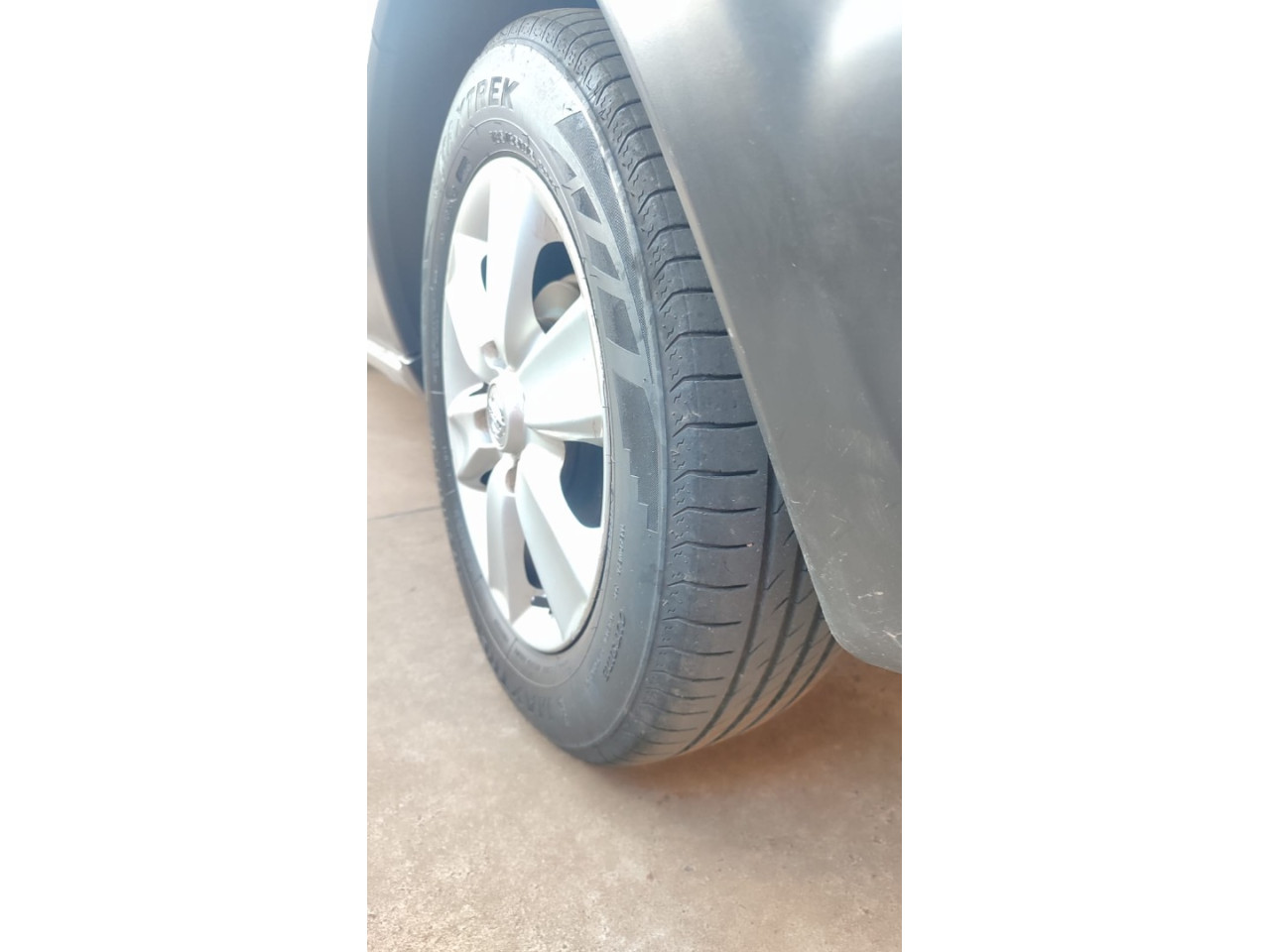 Livina 1.8 16V 4P SL X-GEAR FLEX AUTOMÁTICO