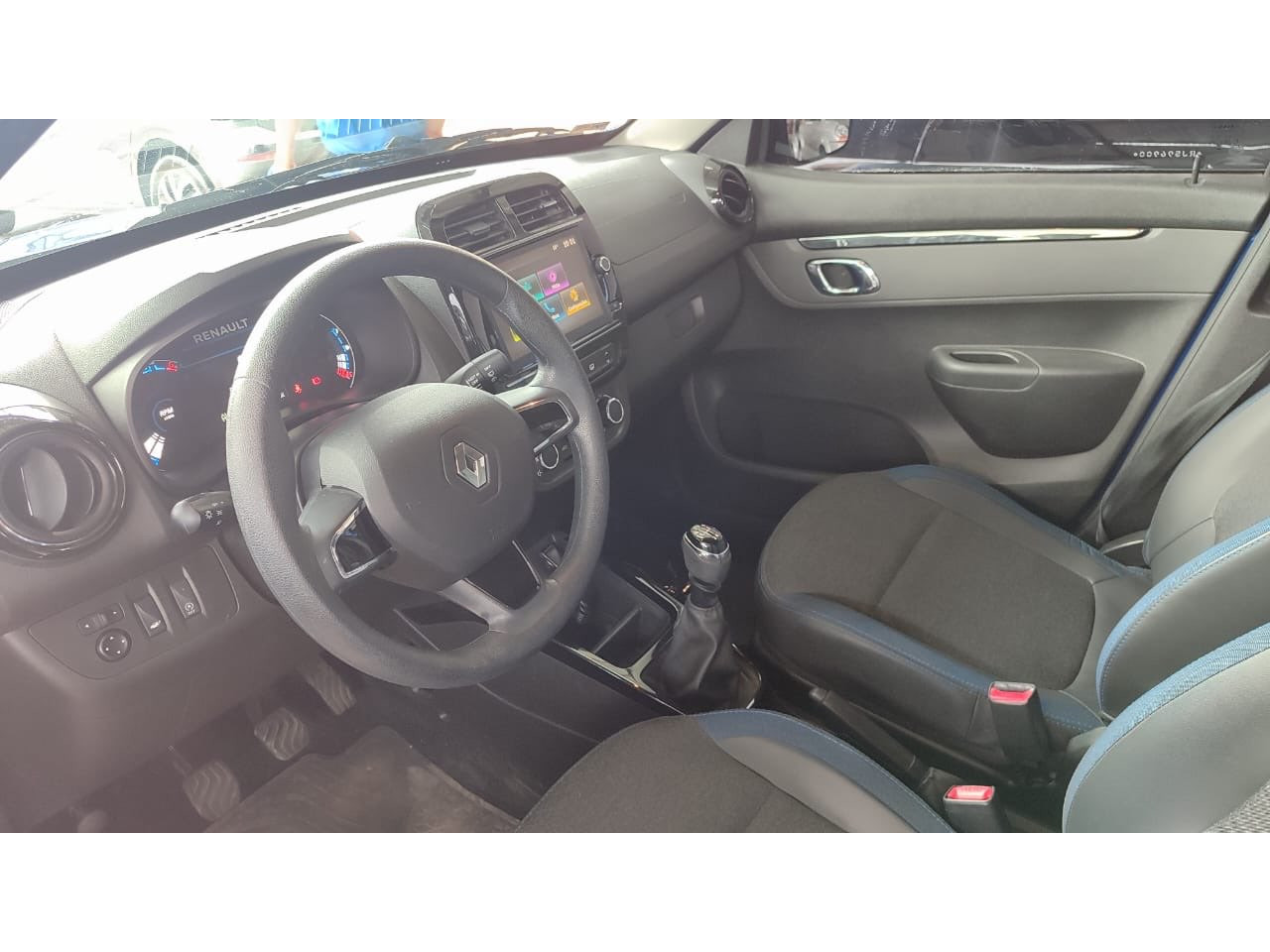 Kwid 1.0 12V 4P SCE FLEX INTENSE