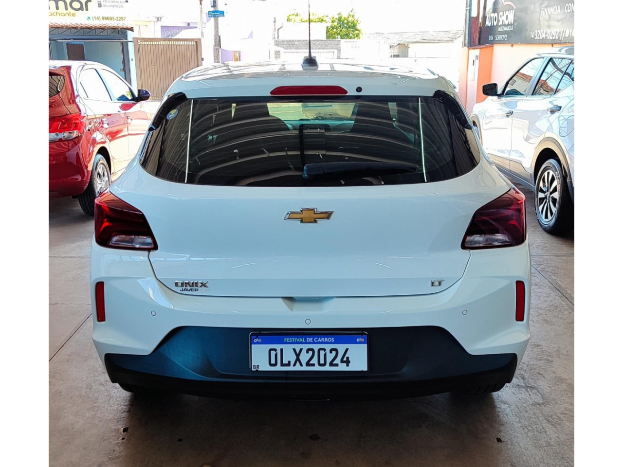 Onix Hatch 1.0 4P FLEX LT PLUS
