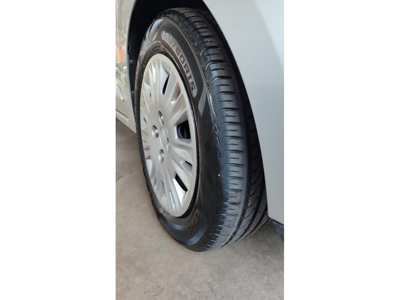 Ka + Sedan 1.5 12V 4P TI-VCT SE FLEX AUTOMÁTICO