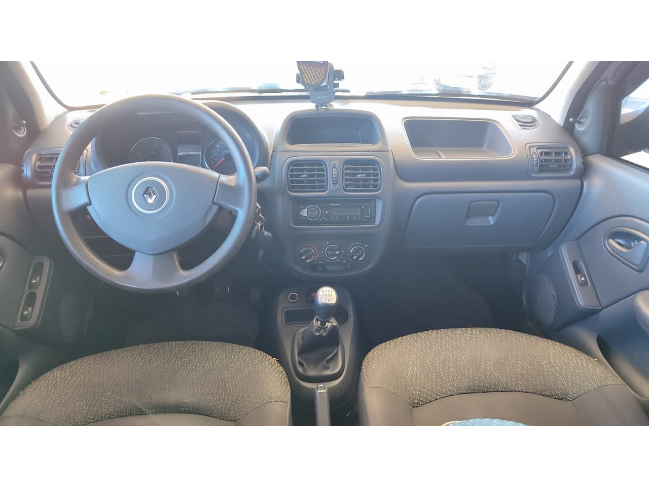 Clio Hatch 1.0 16V 4P AUTHENTIQUE