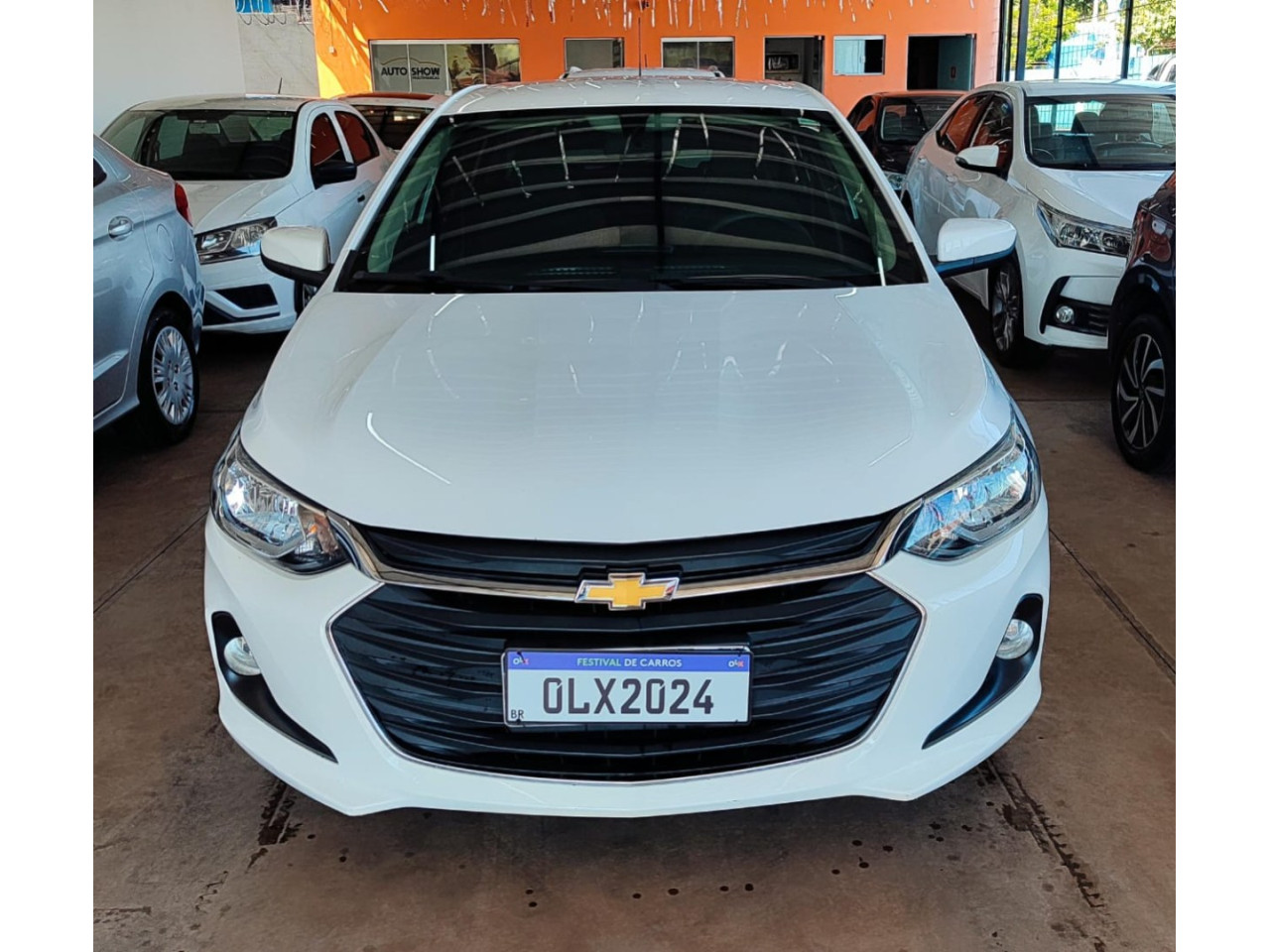 Onix Hatch 1.0 4P FLEX LT PLUS