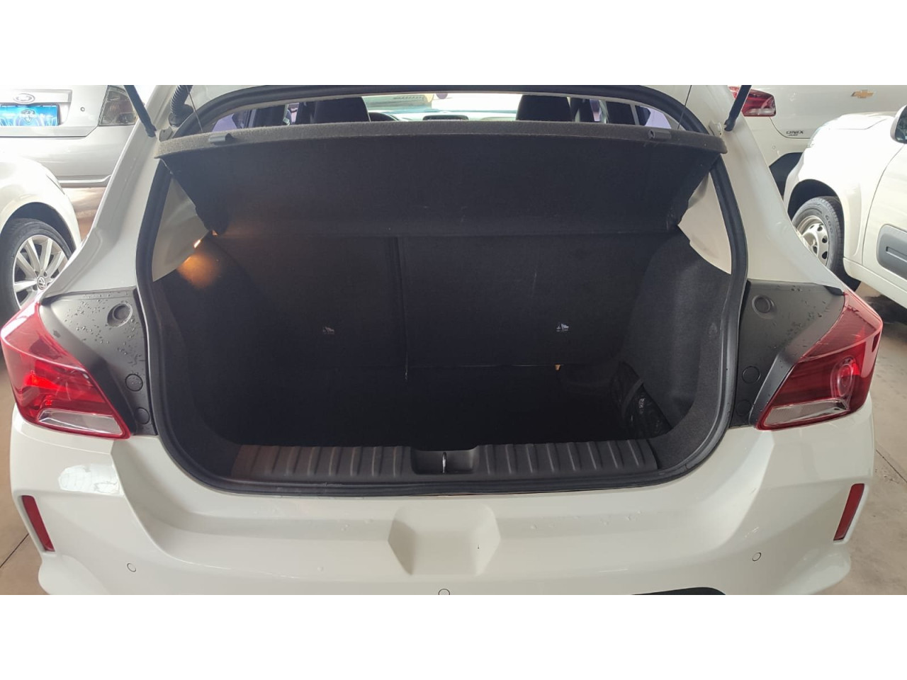 Onix Hatch 1.0 4P FLEX LTZ TURBO AUTOMÁTICO