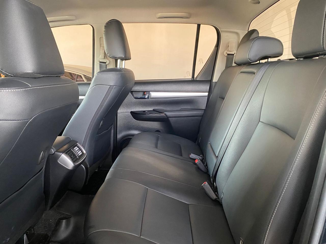 Hilux Caminhonete 2.8 16V SRV 4X4 DIESEL CABINE DUPLA AUTOMÁTICO