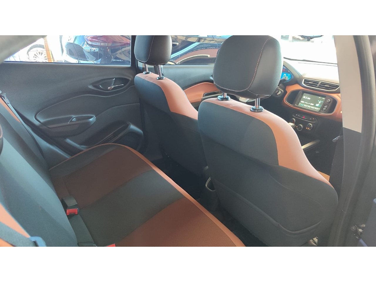 Onix Hatch 1.4 4P FLEX ACTIVE AUTOMÁTICO