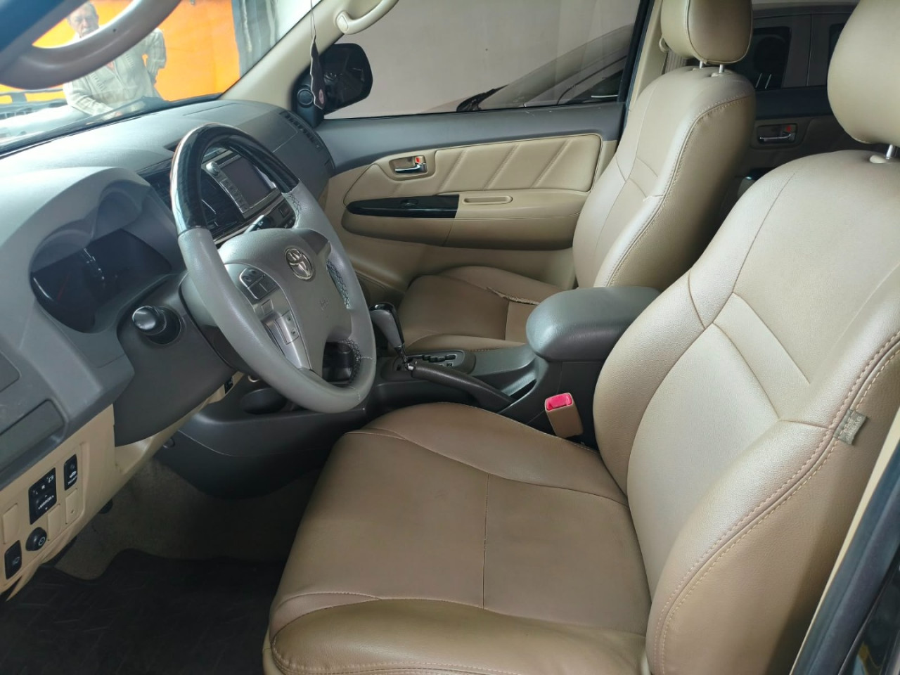 TOYOTA Hilux SW4 3.0 16V 4P SRV 4X4 7 LUGARES TURBO DIESEL AUTOMÁTICO