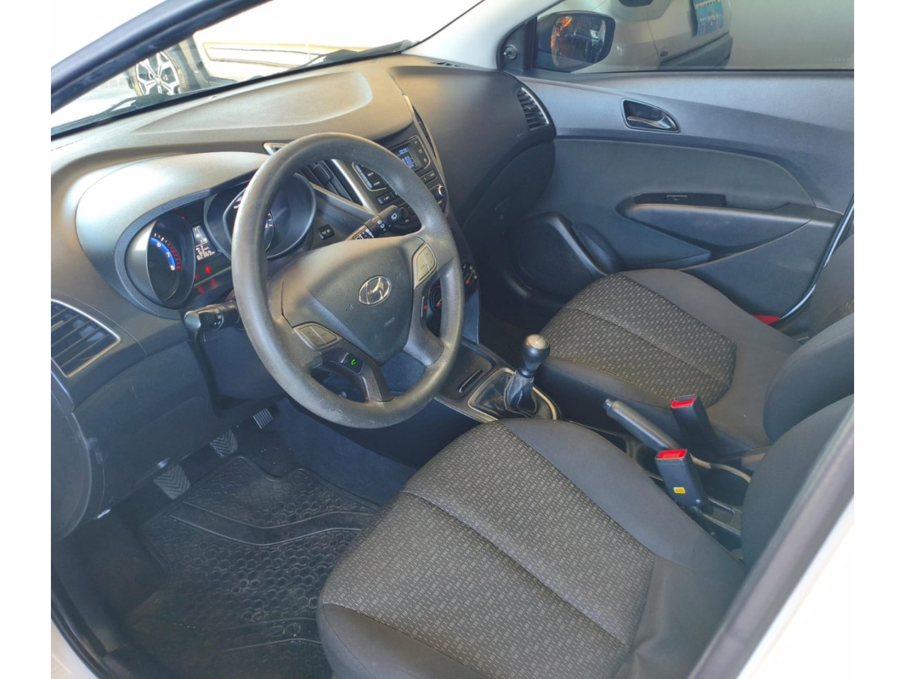HYUNDAI HB 20 Hatch 1.0 12V 4P FLEX UNIQUE