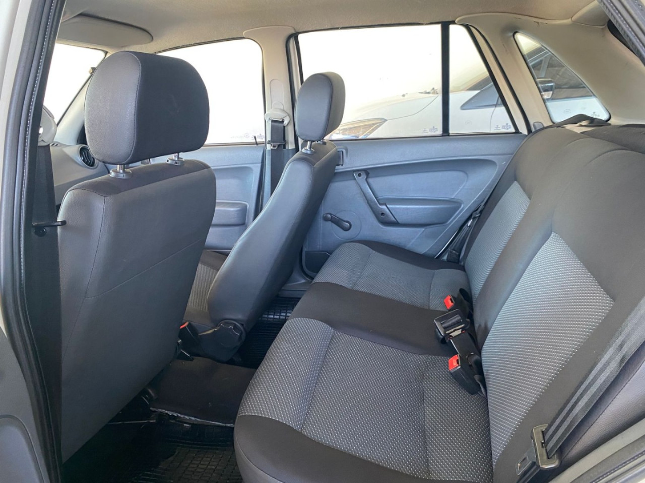 VOLKSWAGEN Gol 1.0 4P G4 FLEX
