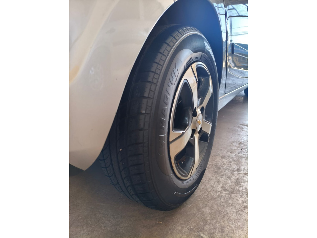 CHEVROLET Onix Hatch 1.0 4P FLEX LT
