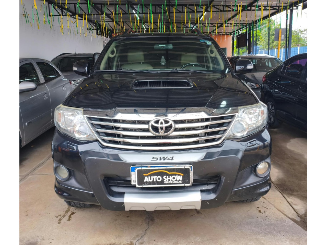 TOYOTA Hilux SW4 3.0 16V 4P SRV 4X4 7 LUGARES TURBO DIESEL AUTOMÁTICO